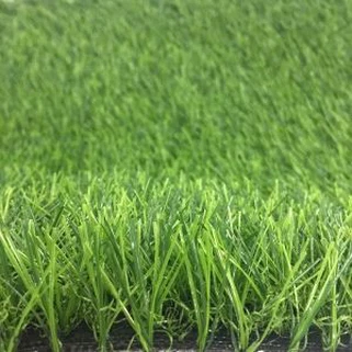 Umjetna trava u trgovini